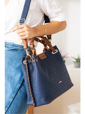 Just Polo Kadın Kabartma Desenli Mıknatıslı Çıtçıt Kapama El ve Omuz Çantası