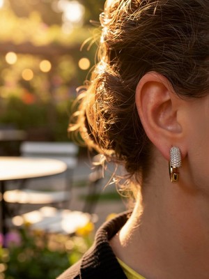 MonCherietr Duora Çift Taraflı Ziron Taş Detaylı Altın Kaplama Halka Küpe