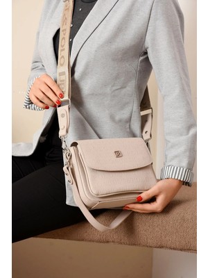 Just Polo Kadın Su Geçirmez Kabartma Baskılı Ayarlanabilir Askılı Şık El & Omuz Çantası