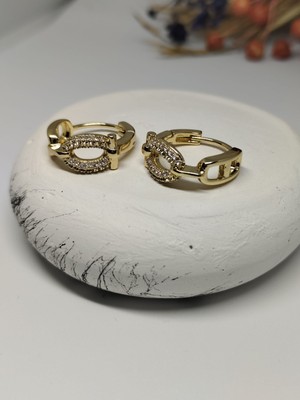 Tuel Gold Detaylı Zirkon Taşlı Çelik Küpe
