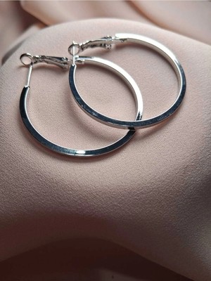 Twinroots Büyük Boy Kararmaz Gümüş Renk Çelik Halka Küpe