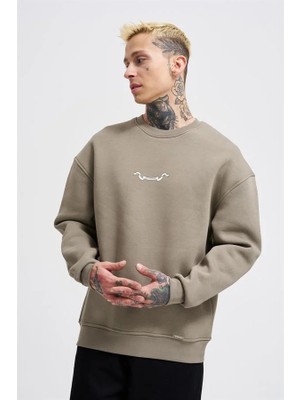 Machinist Erkek Angel And Ribbon Printed Sweatshirt Haki