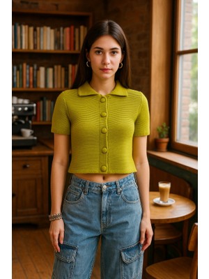 Bebe Yaka Düğmeli Bluz