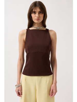 Sırt Kurdele Detay Bluz