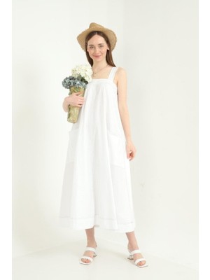 Beyaz Askılı Cepli Elbise