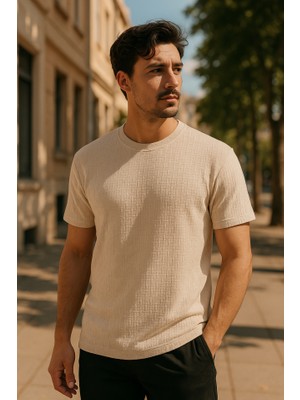 Erkek Kısa Kollu Zigzag Desenli T-Shirt