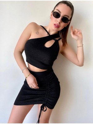 Kadın Asimetrik Yaka Detay Crop ve Yüksek Bel Mini Etek Ikili Takim