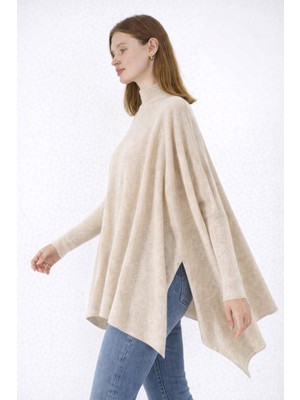 Missruba Kadın Yırtmaçlı Krem Panço Kazak DP0001