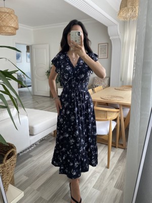 Dua Giyim Kadın Kısa Kollu Kruvaze Yakalı Beli Lastikli Çiçek Desenli Elbise