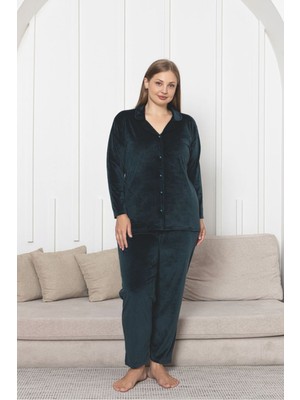 Asel Büyük Beden Boydan Düğmeli Kadife Pijama Takımı