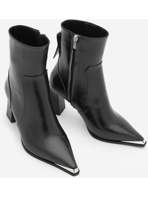 Marjin Kadın Sivri Burun Yandan Fermuarlı Kalın Topuklu Bot Mikase Siyah