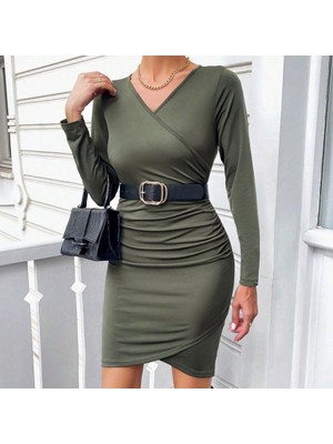 Kadın Uzun Kollu Kruvaze Yaka Önden Pileli Sandy Kumaş Elbise (Kemer Dahil Değil)