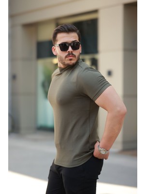 Erkek Yarım Balıkçı Yaka Kısa Kollu T-Shirt