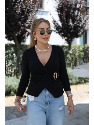 Kadın Uzun Kollu Kruvaze Yakalı Toka Detaylı Viskon Bluz