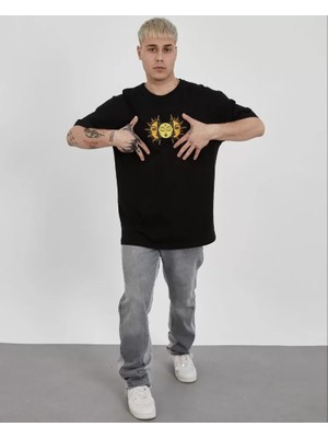 Unisex Bisiklet Yaka Baskılı Oversize T-Shirt - Siyah