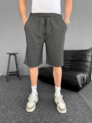 Su Yolu Çizgili Cepli Şort- Siyah