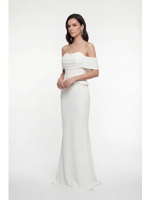 Lafaba Kadın Beyaz Kayık Yaka Peplum Detay Uzun Balık Abiye