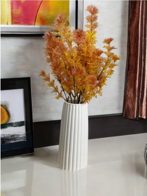 Modern Çizgili Vazo, Şık ve Zarif Dekoratif Ev Aksesuarı