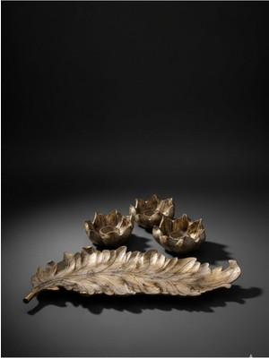 Yapraklı Üçlü Dekoratif Lotus Çiçek Hediye Seti, Şık ve Doğal Tasarım