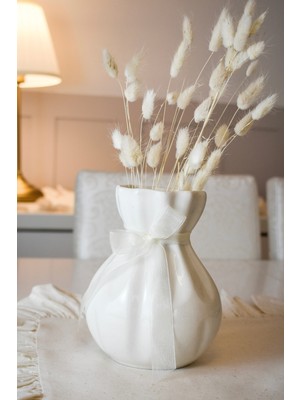 Şık Seramik Vazo, Modern Tasarım, Dekoratif Ev Aksesuarı