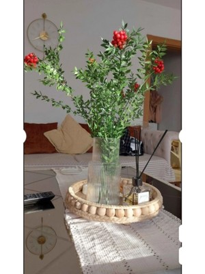 Şık ve Şeffaf Cam Vazo, Dekoratif Kullanım Için Ideal Seçenek