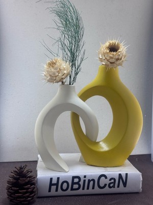 Sevimli Sarı Krem Vazo Çift Seti, Şık ve Zarif Dekoratif Aksesuarlar