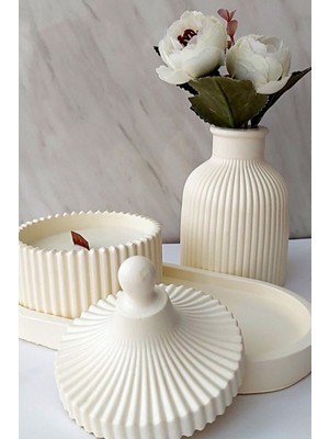 Şık Dekoratif Mumluk ve Vazo Seti, Evinize Zarif Dokunuş