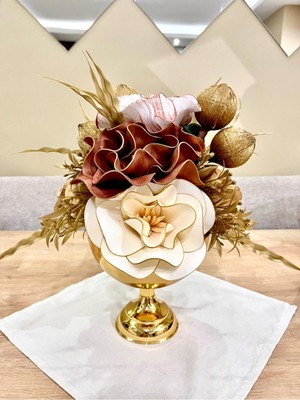 Renkli Eva Çiçekli Vazo, Şık ve Hafif Dekorasyon Parçası