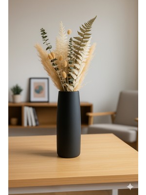 Modern Siyah Uzun Taş Vazo, Şık ve Şekilli Dekoratif Ev Aksesuarı