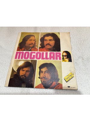 TT Cem Karaca Moğollar - Namus Belası - Gurbet Plak 7 Puan - Kapakta Eksiklik Vardır