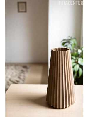 Şık Konik Vazo, Dekoratif Plastik, 20 Cm, Modern ve Zarif Tasarım
