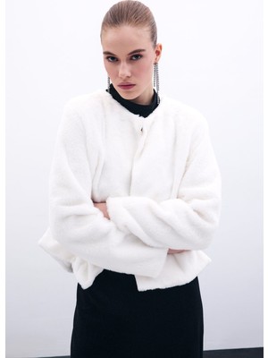 Sateen Yakasız Peluş Ceket