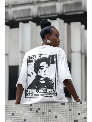 Sevbano Rock In Roll Jeon Jungkook ! Sırt Baskılı Unisex Oversize Şarkıcı Tişört