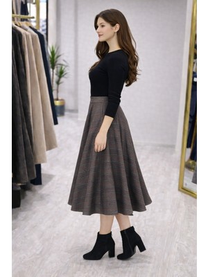 Yün Dokulu Balık Sırtı Kloş Tip Dokuma Etek