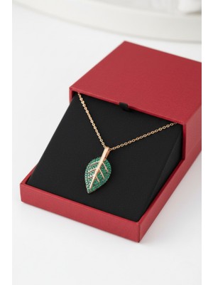 Çekirdek Jewelry 925 Ayar Gümüş Yeşil Yaprak Kolye