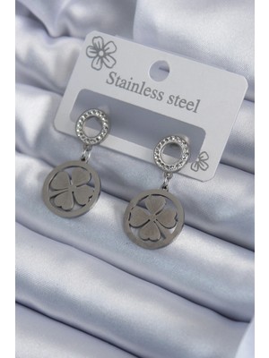 Belle Fusion Bfs 316L Çelik Gümüş Renk Zirkon Taşlı Yonca Model İşleme Detay Kadın Küpe