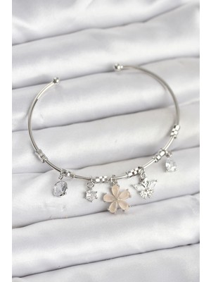 Belle Fusion Bfs Çiçek ve Kelebek Charmlı Gümüş Renk Pirinç Kadın Bileklik