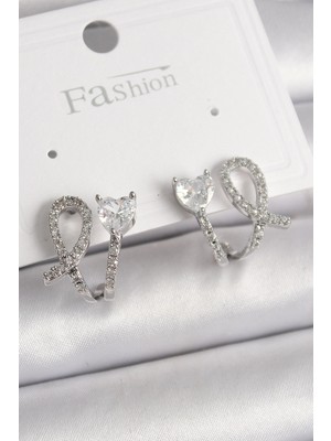 Belle Fusion Bfs Pirinç Gümüş Renk Düğüm Model Zirkon Taşlı Kalp Detay Kadın Küpe