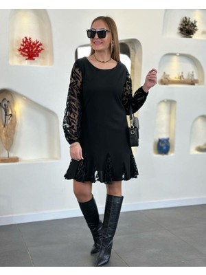 byasafkids Kadın Uzun Kollu Yuvarlak Yaka Kol ve Etek Ucu Dantelli Kısa Ithal Krep Elbise