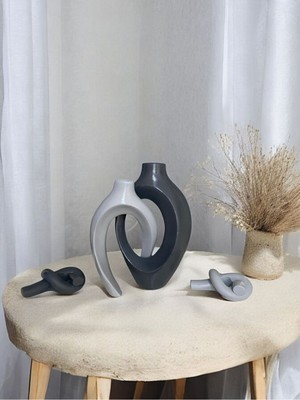 El Yapımı Sarmaşık Desenli Seramik Vazo ve Düğüm Mumluk Seti