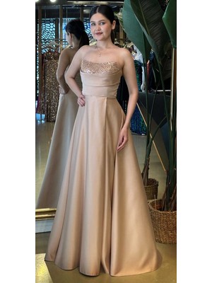 Abiyeniall Bakır Taş Detaylı Sırt Dekolteli Yırtmaçlı Kloş Etekli Saten Uzun Abiye Elbise 7733