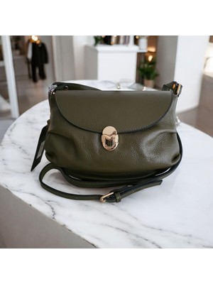 Yumuşak3 Bölmeli Kulanışlı Omuzçantası