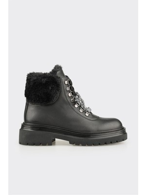 Elle Siyah Deri Kadın Günlük Bot