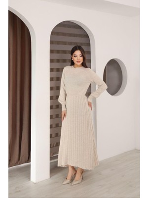 Bel Büzgülü Piliseli Triko Elbise