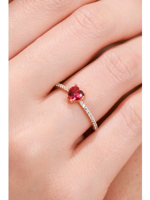 Oroline Kuyumculuk 14 Ayar Kırmızı Kalp Desenli Taşlı Minimal Kadın Altın Yüzük