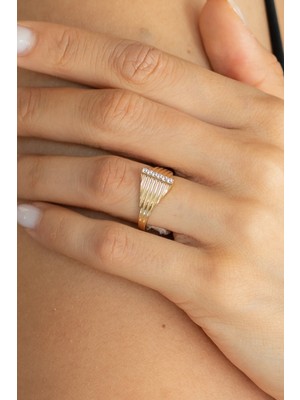 Oroline Kuyumculuk 8 Ayar Piramit Desen Kadın Altın Yüzük