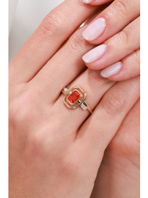 Oroline Kuyumculuk 14 Ayar Kırmızı Baget Taşlı Şık Kadın Altın Yüzük