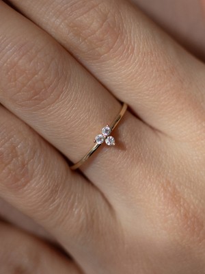 Oroline Kuyumculuk 14 Ayar 3 Taşlı Minimal Altın Yüzük