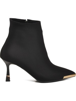 Ayakmod Siyah Içi Polarlı Fermuarlı Kadın Topuklu Bot 878605 Z