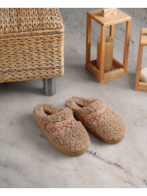 Chirpy Kadın Nakışlı  Ev Terliği - Darrel